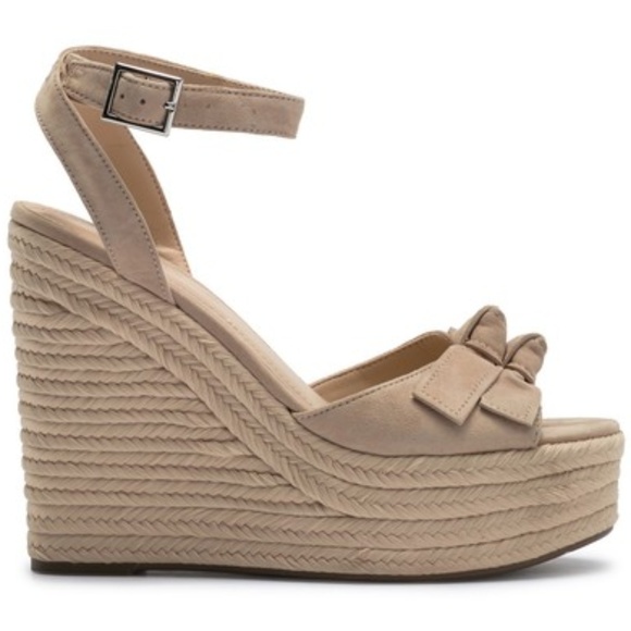 Kendall & Kylie Shoes - Kendall & Kylie – Gwenn Wedge Size 9